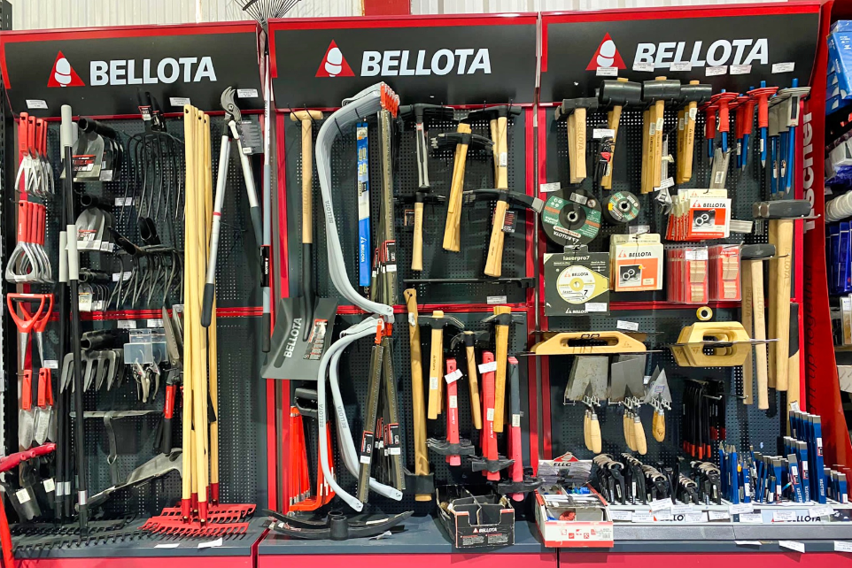 Stand herramientas y material de Bellota en Grupo Incera